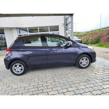 Toyota Yaris  Hatchback 2012,  1.0 benzyna - Na sprzedaż za 19 900 zł - Kraków - zdjęcie 8