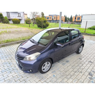 Toyota Yaris  Hatchback 2012,  1.0 benzyna - Na sprzedaż za 19 900 zł - Kraków - zdjęcie 11