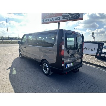 Opel Vivaro  Bus 2015,  1.6 diesel - Na sprzedaż za 51 800 zł - Lipówki - zdjęcie 9