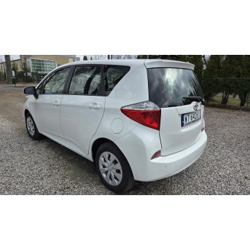 Toyota Verso  Hatchback 2013,  1.3 benzyna - Na sprzedaż za 15 900 zł - Otwock Mały - zdjęcie 5