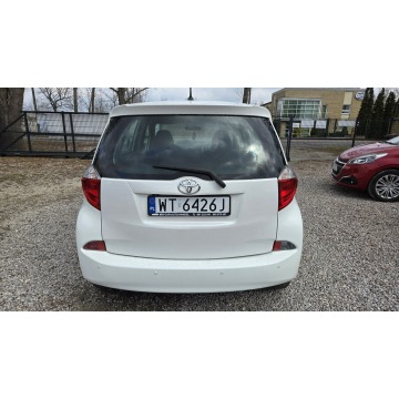 Toyota Verso  Hatchback 2013,  1.3 benzyna - Na sprzedaż za 15 900 zł - Otwock Mały - zdjęcie 4