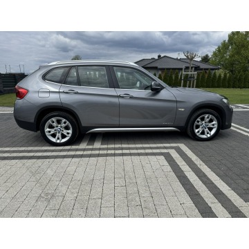 BMW X1  SUV 2011,  2.0 diesel, automat - Na sprzedaż za 32 999 zł - Zebrzydowa - zdjęcie 11