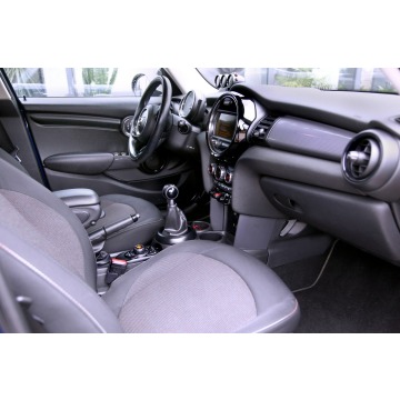 Mini Cooper  Hatchback 2016,  1.5 diesel - Na sprzedaż za 35 900 zł - Świebodzin - zdjęcie 11