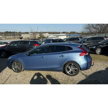 Volvo V40  Kombi 2015,  2.0 diesel - Na sprzedaż za 35 997 zł - Gdańsk - zdjęcie 9