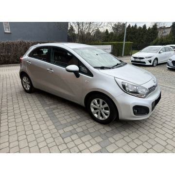 Kia Rio  Hatchback 2012,  1.2 benzyna - Na sprzedaż za 22 900 zł - Orzech - zdjęcie 4