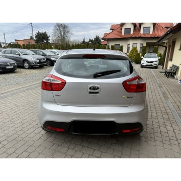 Kia Rio  Hatchback 2012,  1.2 benzyna - Na sprzedaż za 22 900 zł - Orzech - zdjęcie 8
