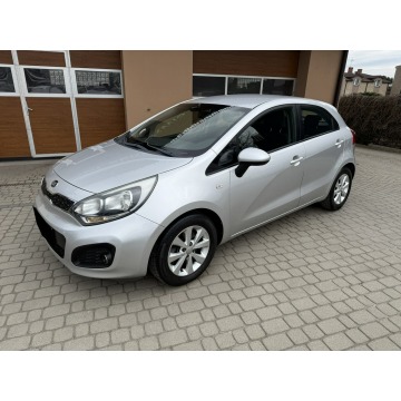 Kia Rio  Hatchback 2012,  1.2 benzyna - Na sprzedaż za 22 900 zł - Orzech - zdjęcie 11