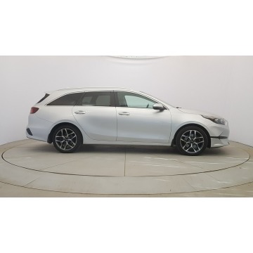 Kia Ceed 2021,  1.5 benzyna, automat - Na sprzedaż za 73 850 zł - Warszawa - zdjęcie 8