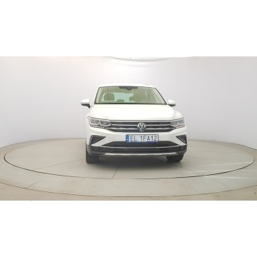 Volkswagen Tiguan  SUV 2022,  1.5 benzyna, automat - Na sprzedaż za 88 700 zł - Warszawa - zdjęcie 2