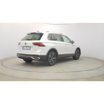 Volkswagen Tiguan  SUV 2022,  1.5 benzyna, automat - Na sprzedaż za 88 700 zł - Warszawa - zdjęcie 7