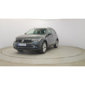 Volkswagen Tiguan  SUV 2022,  2.0 diesel, automat - Na sprzedaż za 119 850 zł - Warszawa - zdjęcie 3