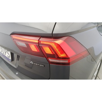 Volkswagen Tiguan  SUV 2022,  2.0 diesel, automat - Na sprzedaż za 119 850 zł - Warszawa - zdjęcie 12
