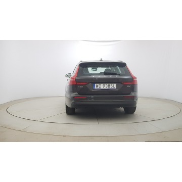 Volvo V60 2022,  2.0 diesel, automat - Na sprzedaż za 124 850 zł - Warszawa - zdjęcie 6