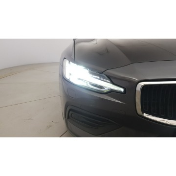Volvo V60 2022,  2.0 diesel, automat - Na sprzedaż za 124 850 zł - Warszawa - zdjęcie 11