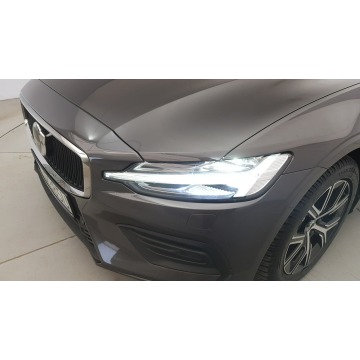 Volvo V60 2022,  2.0 diesel, automat - Na sprzedaż za 124 850 zł - Warszawa - zdjęcie 10