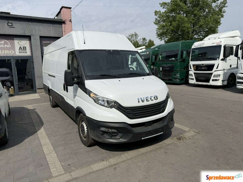 Iveco Daily 2022,  2.3 diesel - Na sprzedaż za 79 000 zł - Kozerki