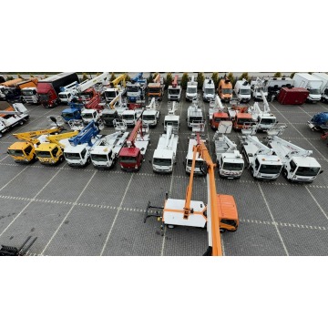 Nissan  2011,  2.5 diesel - Na sprzedaż za 218 940 zł - Widełki - zdjęcie 2