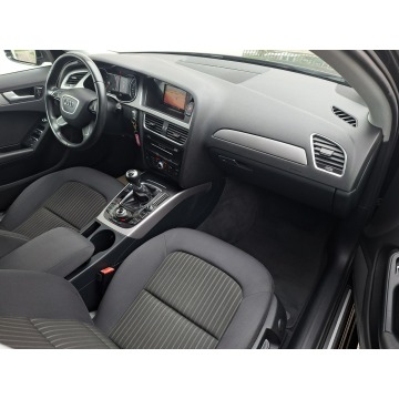 Audi A4 2012,  2.0 diesel - Na sprzedaż za 43 900 zł - Olsztyn - zdjęcie 7