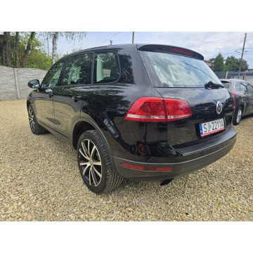 Volkswagen Touareg  SUV 2016,  3.0 diesel, automat - Na sprzedaż za 79 900 zł - Sosnowiec - zdjęcie 4