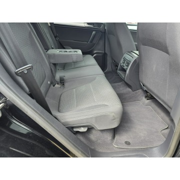 Volkswagen Touareg  SUV 2016,  3.0 diesel, automat - Na sprzedaż za 79 900 zł - Sosnowiec - zdjęcie 11