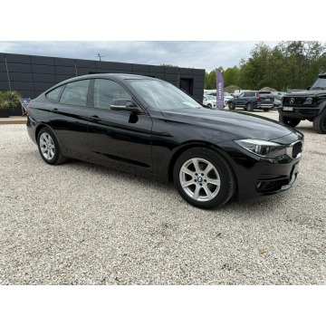 BMW 3GT  Liftback 2020,  2.0 benzyna, automat - Na sprzedaż za 84 800 zł - Pęcice - zdjęcie 8