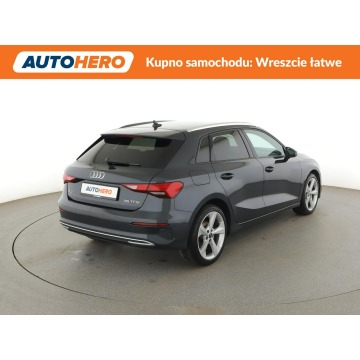 Audi A3  Hatchback 2021,  1.5 benzyna, automat - Na sprzedaż za 73 300 zł - Warszawa - zdjęcie 7