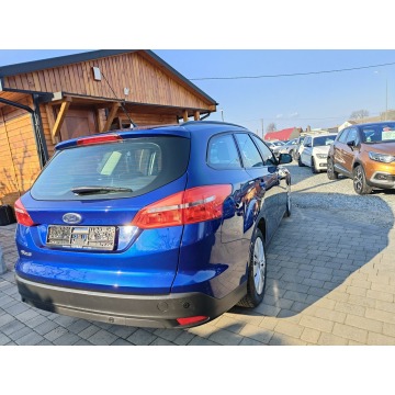Ford Focus 2016,  1.5 diesel - Na sprzedaż za 24 900 zł - Twardów - zdjęcie 6