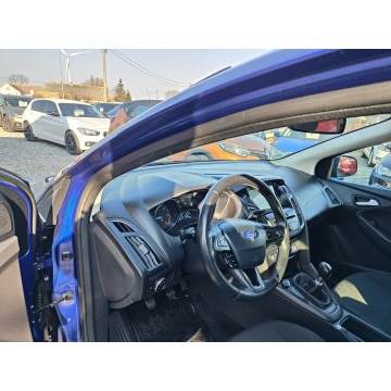 Ford Focus 2016,  1.5 diesel - Na sprzedaż za 24 900 zł - Twardów - zdjęcie 10