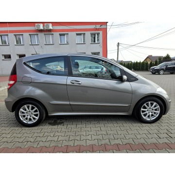 Mercedes - Benz A-klasa  Hatchback 2005,  1.5 benzyna, automat - Na sprzedaż za 16 990 zł - Zagórze - zdjęcie 8