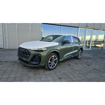 Audi Q5  SUV 2026,  2.0 benzyna, automat - Na sprzedaż za 264 200 zł - Radom - zdjęcie 3