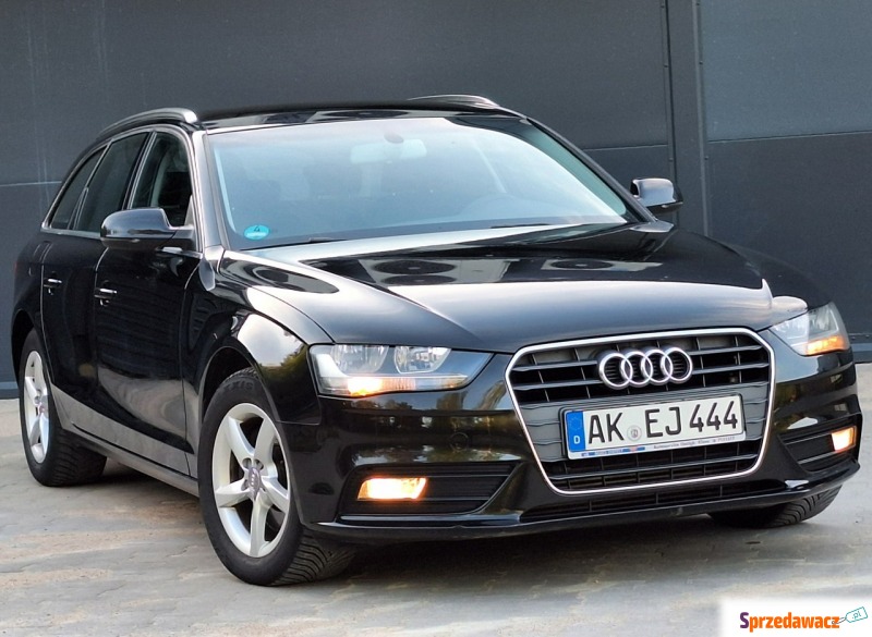 Audi A4 2012,  2.0 diesel - Na sprzedaż za 43 900 zł - Olsztyn