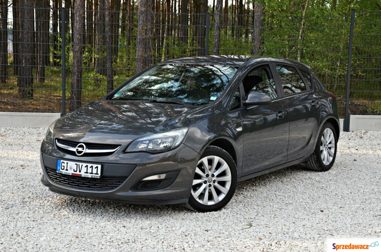 Opel Astra 2013