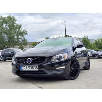 Volvo V60 2015 prod. 2.4 D Hybryda Plug-in* AWD* Skóra* Nawigacja*