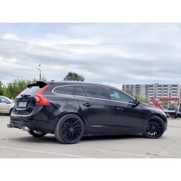 Volvo V60  Kombi 2015,  2.4 diesel, automat - Na sprzedaż za 37 900 zł - Warszawa - zdjęcie 5