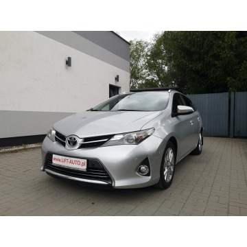 Toyota Auris 2014,  2.0 diesel - Na sprzedaż za 29 900 zł - Strzegom - zdjęcie 1