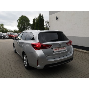 Toyota Auris 2014,  2.0 diesel - Na sprzedaż za 29 900 zł - Strzegom - zdjęcie 8