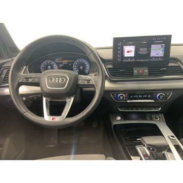 Audi Q5  SUV 2023,  2.0 hybryda, automat - Na sprzedaż za 153 000 zł - Warszawa - zdjęcie 8
