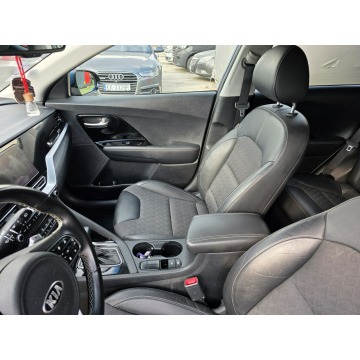 Kia Niro  SUV 2019,  1.6 hybryda, automat - Na sprzedaż za 64 900 zł - Kraków - zdjęcie 10