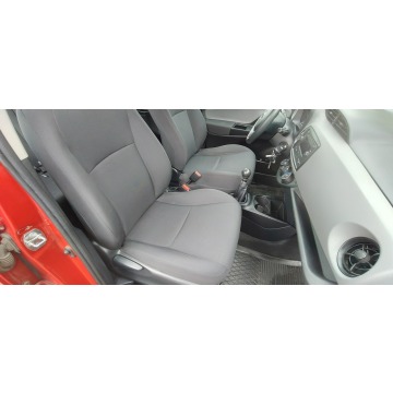 Toyota Yaris  Hatchback 2019,  1.5 benzyna+LPG - Na sprzedaż za 42 900 zł - Goczałkowice-Zdrój - zdjęcie 12