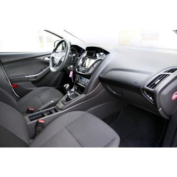 Ford Focus  Hatchback 2016,  1.0 benzyna - Na sprzedaż za 23 499 zł - Świebodzin - zdjęcie 9