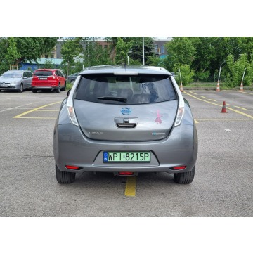 Nissan Leaf  Hatchback 2016 elektryczny, automat - Na sprzedaż za 24 255 zł - Warszawa - zdjęcie 5