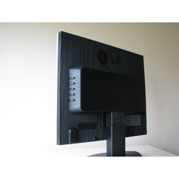 Monitor LCD do komputera LG Flatron L1952S 19... - Monitory LCD i LED - Brzegi - zdjęcie 2
