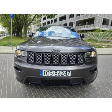 Jeep Grand Cherokee  Terenowy 2021,  3.6 benzyna, automat - Na sprzedaż za 119 900 zł - Warszawa - zdjęcie 2