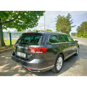 Volkswagen Passat 2020,  2.0 diesel, automat - Na sprzedaż za 119 000 zł - Burzenin - zdjęcie 5