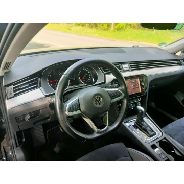 Volkswagen Passat 2020,  2.0 diesel, automat - Na sprzedaż za 119 000 zł - Burzenin - zdjęcie 10