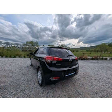 Hyundai i20  Hatchback 2017,  1.2 benzyna - Na sprzedaż za 33 900 zł - Kamienna Góra - zdjęcie 7