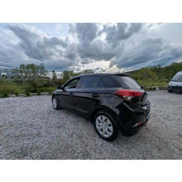Hyundai i20  Hatchback 2017,  1.2 benzyna - Na sprzedaż za 33 900 zł - Kamienna Góra - zdjęcie 12