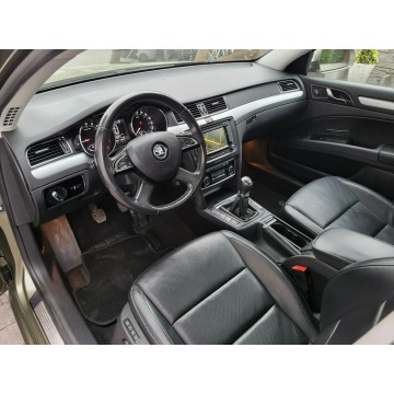 Skoda Superb 2014,  2.0 diesel - Na sprzedaż za 45 500 zł - Jatutów - zdjęcie 8
