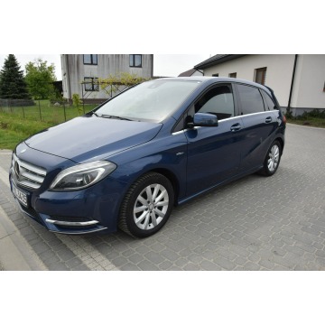 Mercedes - Benz B-klasa  Hatchback 2012,  1.6 benzyna - Na sprzedaż za 30 900 zł - Majdan Sieniawski - zdjęcie 6