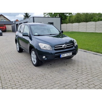 Toyota   SUV 2006,  2.2 diesel - Na sprzedaż za 18 900 zł - Strobice - zdjęcie 9